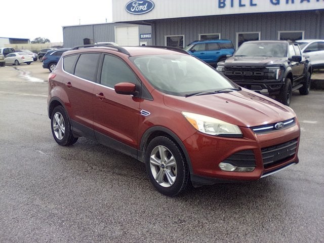 2014 Ford Escape SE in Coppe — front three-quarter view