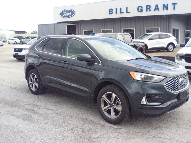 2024 Ford Edge SEL in Blue — front three-quarter view